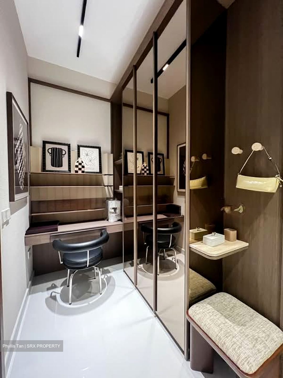 Parksuites (D10), Apartment #582062431
